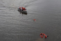 В реке Мойке завершены водолазные спасательные работы после ДТП с автобусом